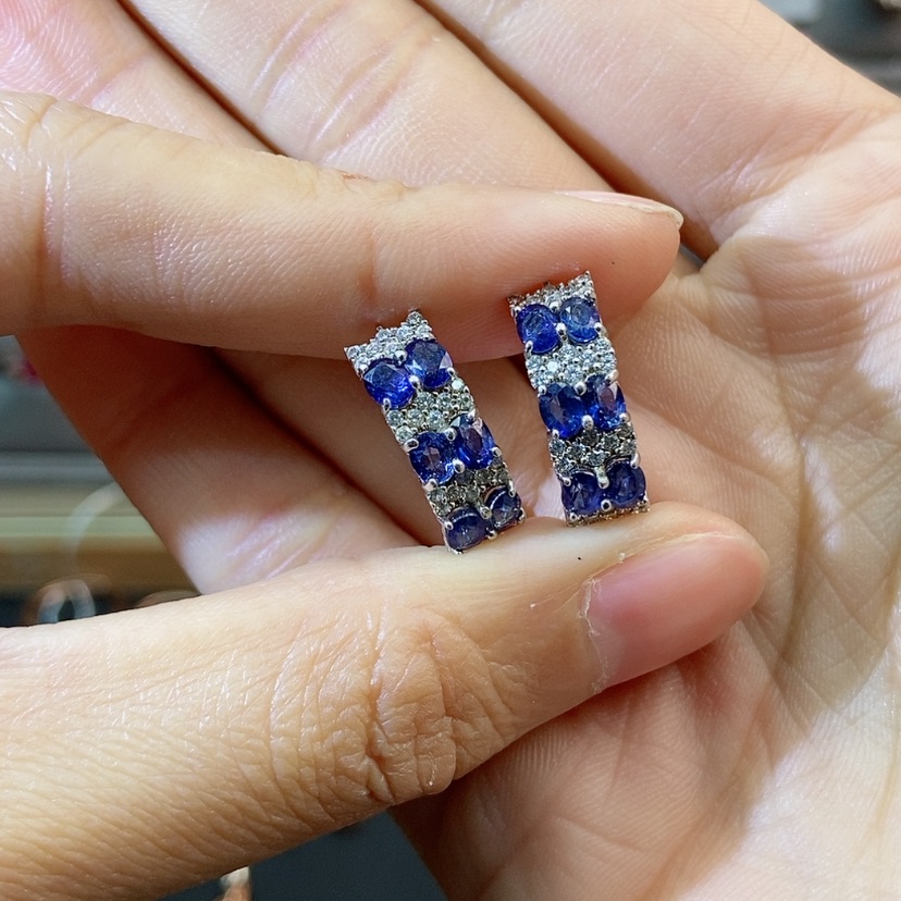 【闪购商品】蓝宝石耳饰银S925镶嵌