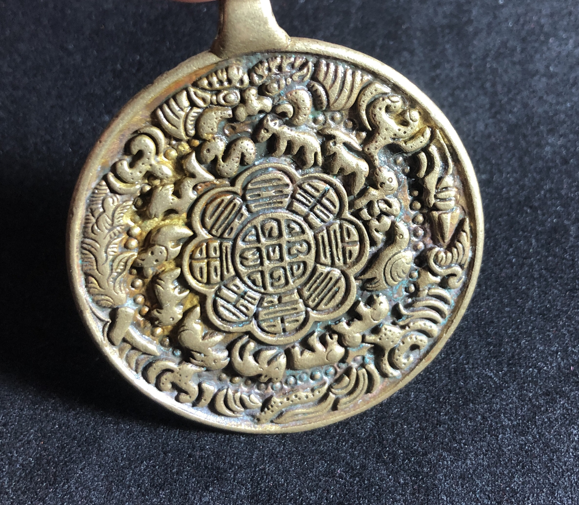 铜吊坠 九宫八卦牌 品相 模板清晰 完美无暇规格5.1/5.8cm