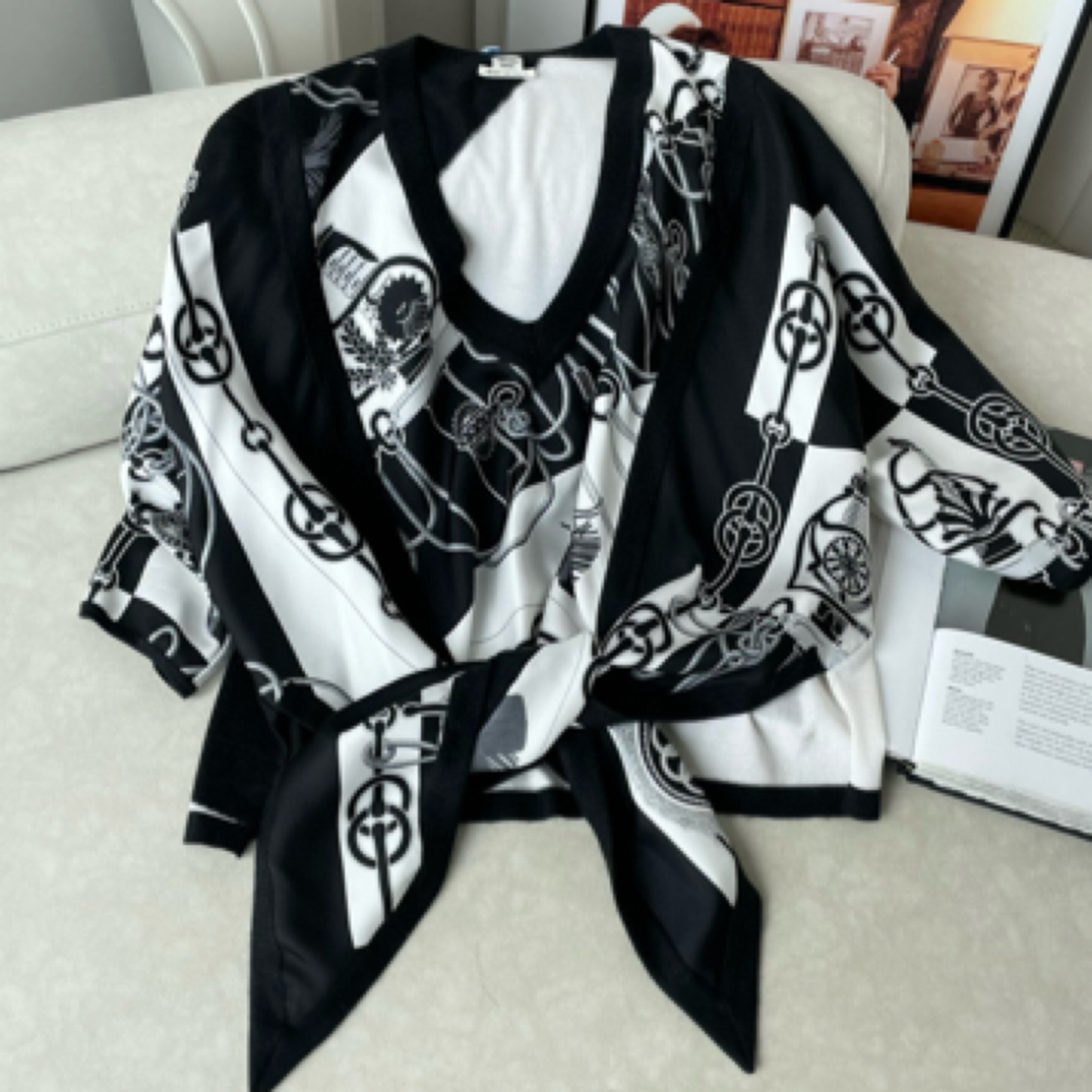 99新 Hermes/爱马仕 黑白真丝束腰上衣34码BJM10-1313