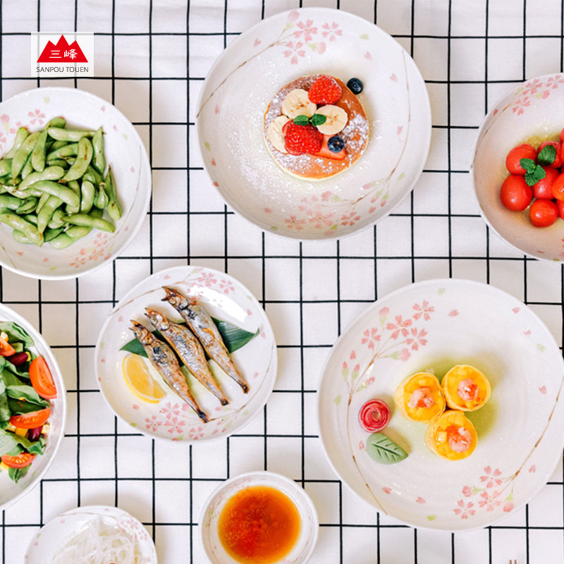 同合日本进口樱花餐具圆形深口小盘可爱日式家用饭碗菜盘釉下彩