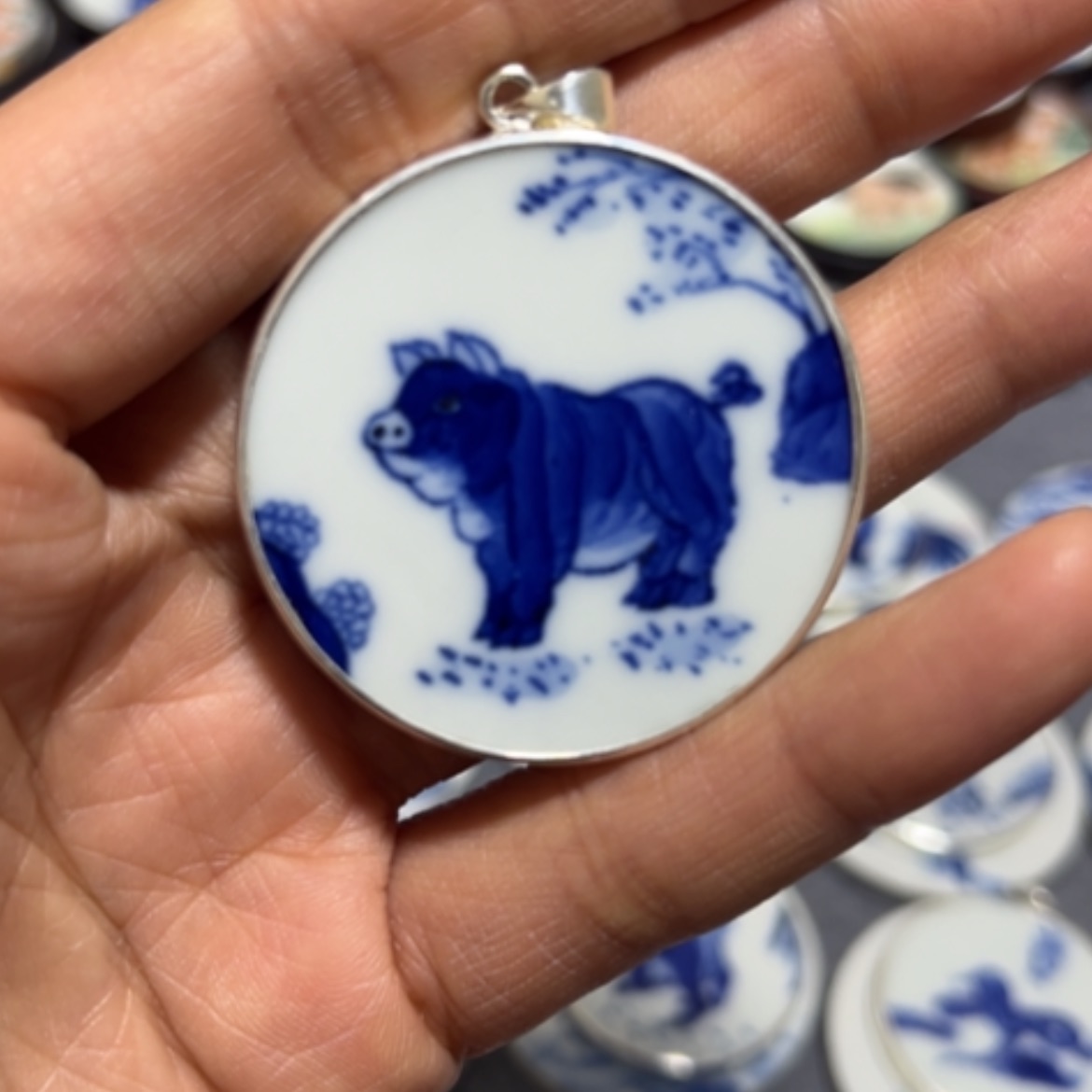【闪购商品】瓷瓷片北****司挂件