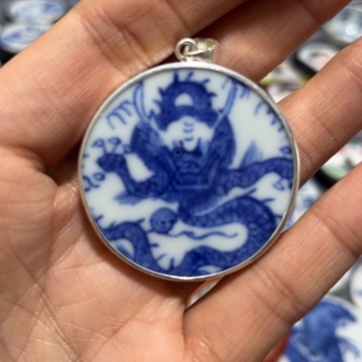 【闪购商品】瓷瓷片蓝*水