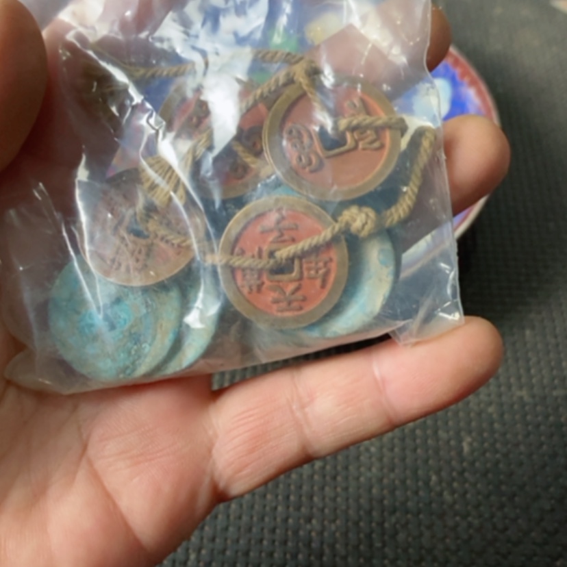 【闪购商品】瓷摆件三**?