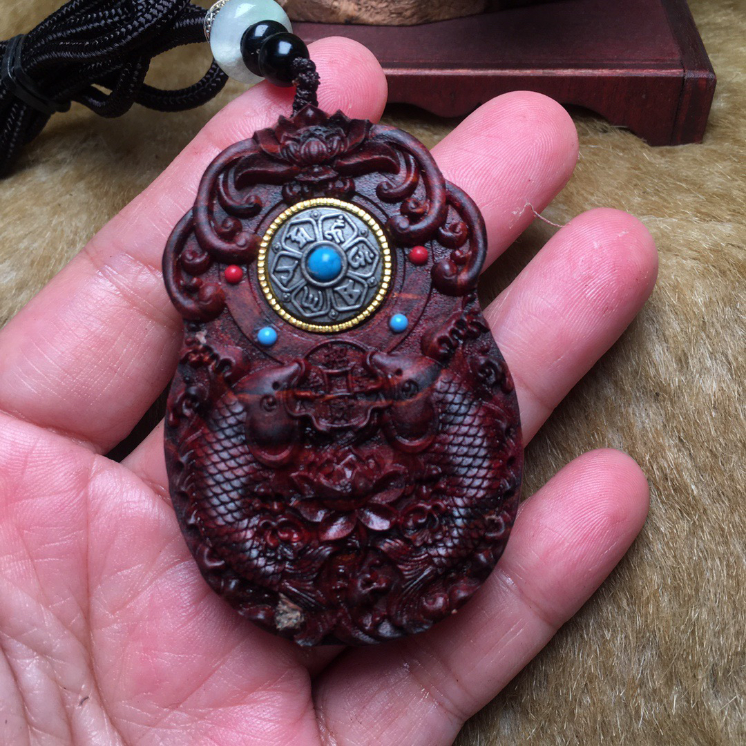 海南黄花梨木雕年年有余鱼项链吊坠木质精雕双鱼镶嵌款手把车挂件