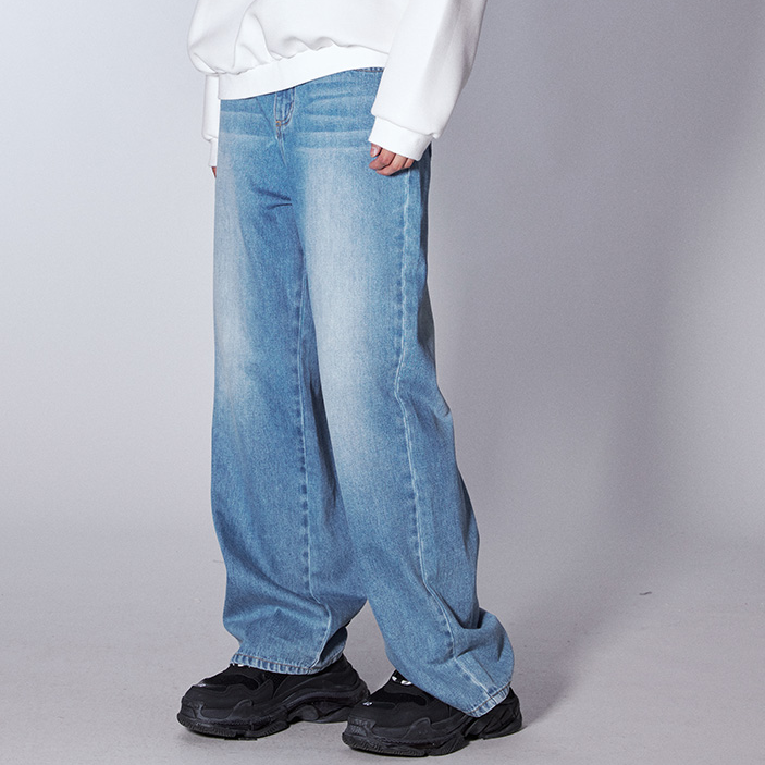 J-30 潮牌女款夏季轻薄柔软牛仔裤 117323124084  24084