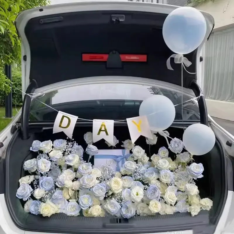 汽车后备箱鲜花布置副驾驶鲜花惊喜同城送女友求婚表白浪漫告白