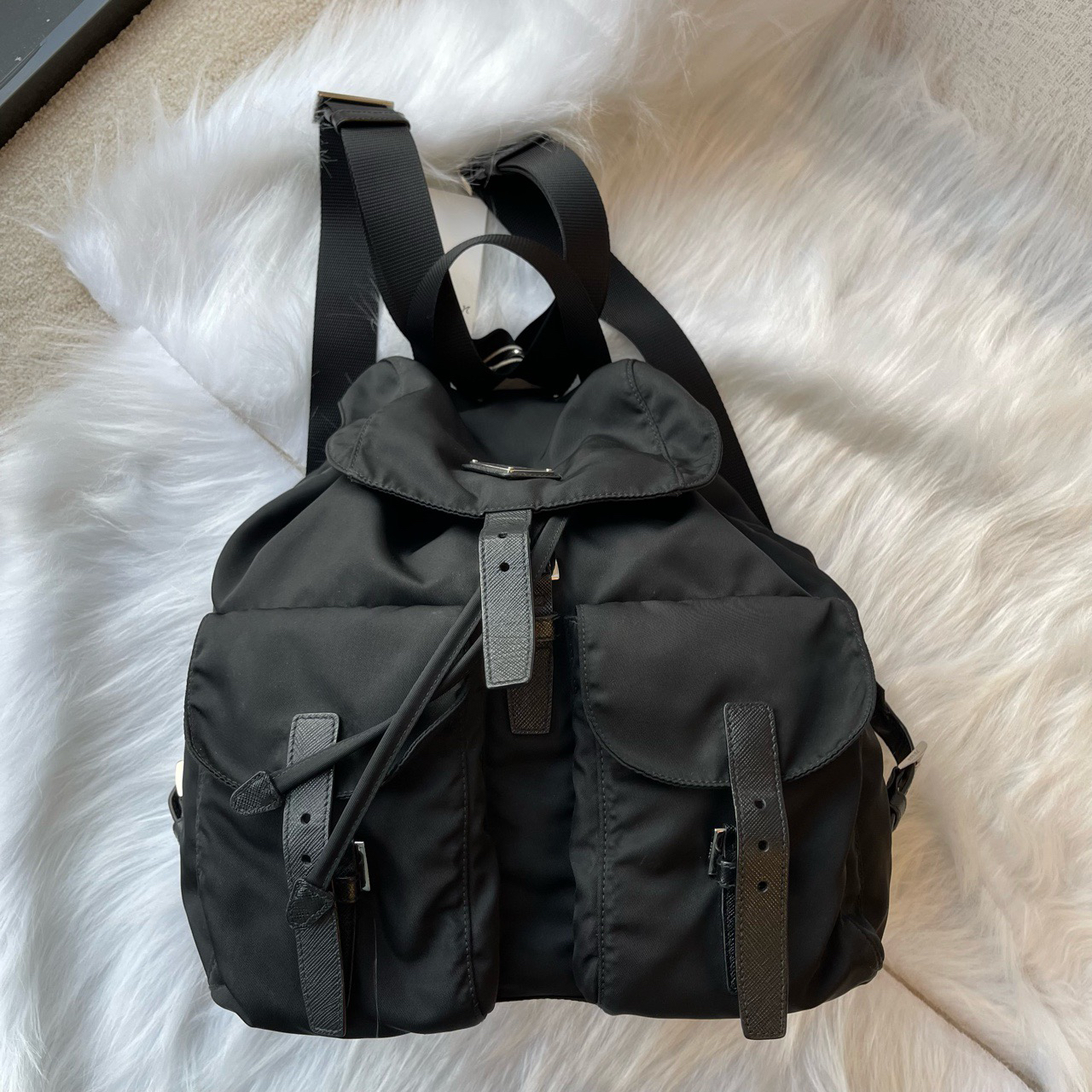 99新 Prada/普拉达 降落伞双肩包