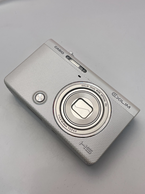 95新 Casio/卡西欧 zr70翻折屏自带美颜冷白皮奶油肌1610w像素