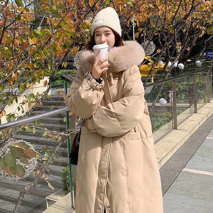 雪中飞羽绒服女中长款2023年新款爆款软欧包设计感小众连帽毛领加