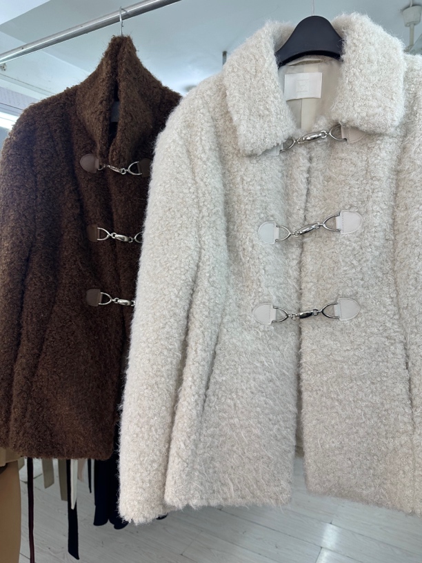 秋冬新款外套设计款两个色