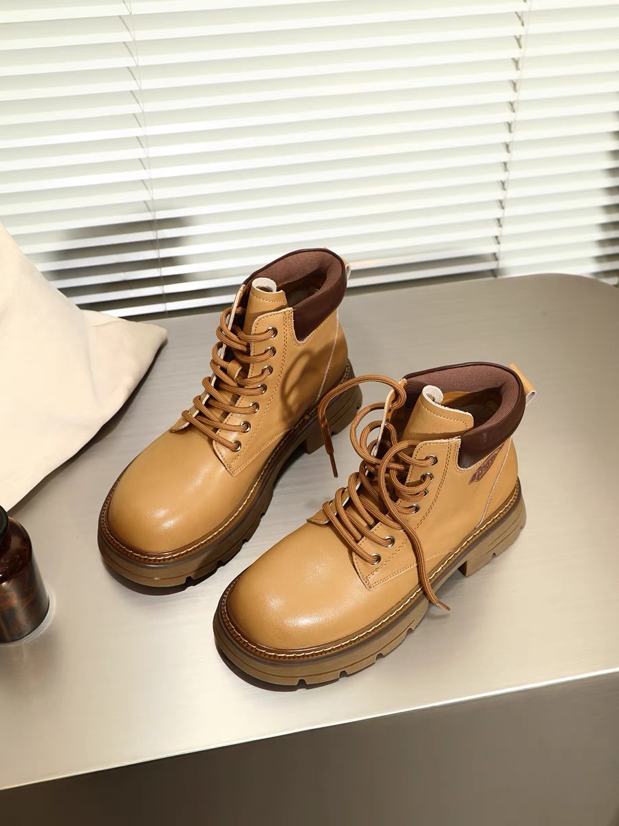 2023秋冬新款时尚百搭真皮复古马丁靴英伦风厚底短靴02A689-2