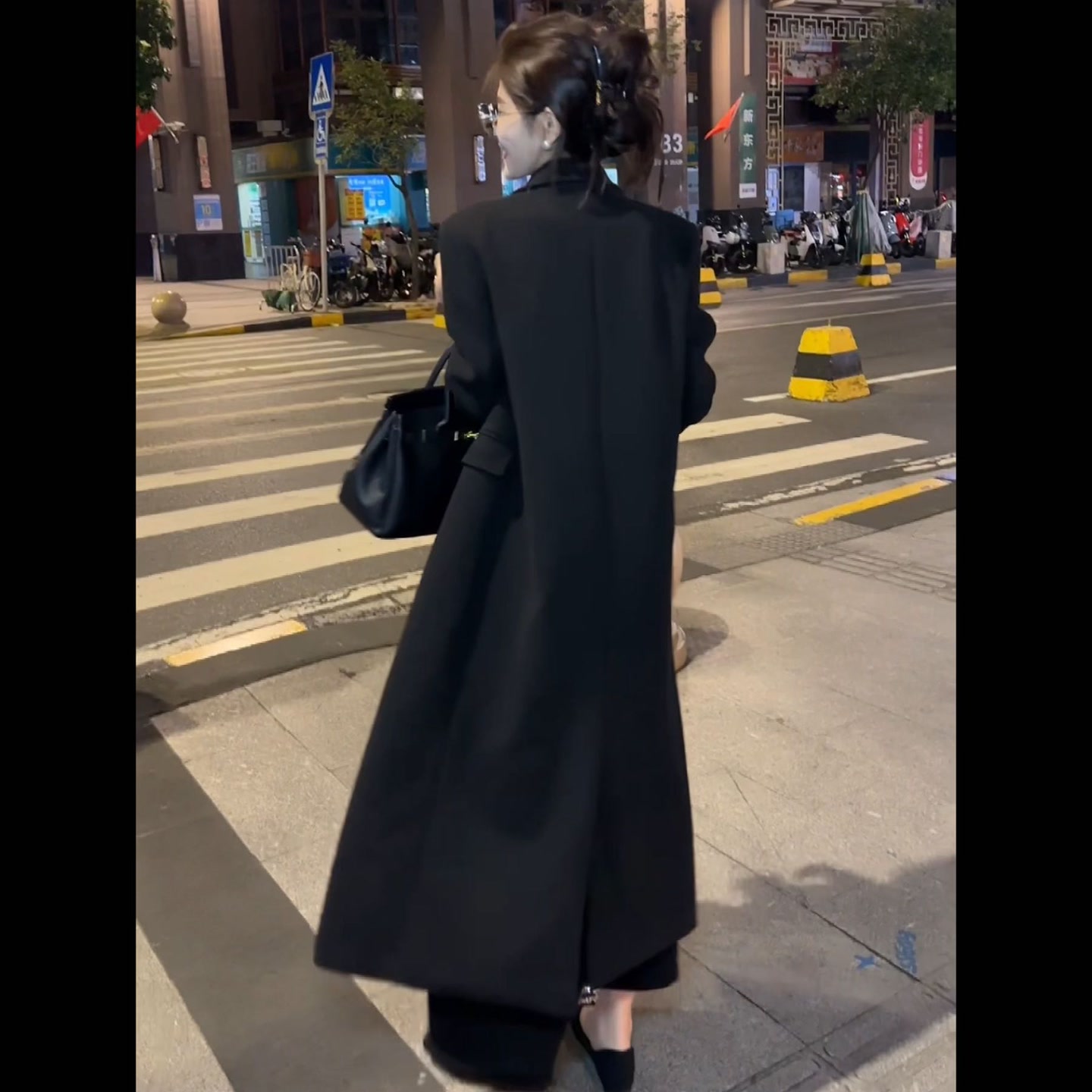 MX气质显瘦长款加棉大衣                                      