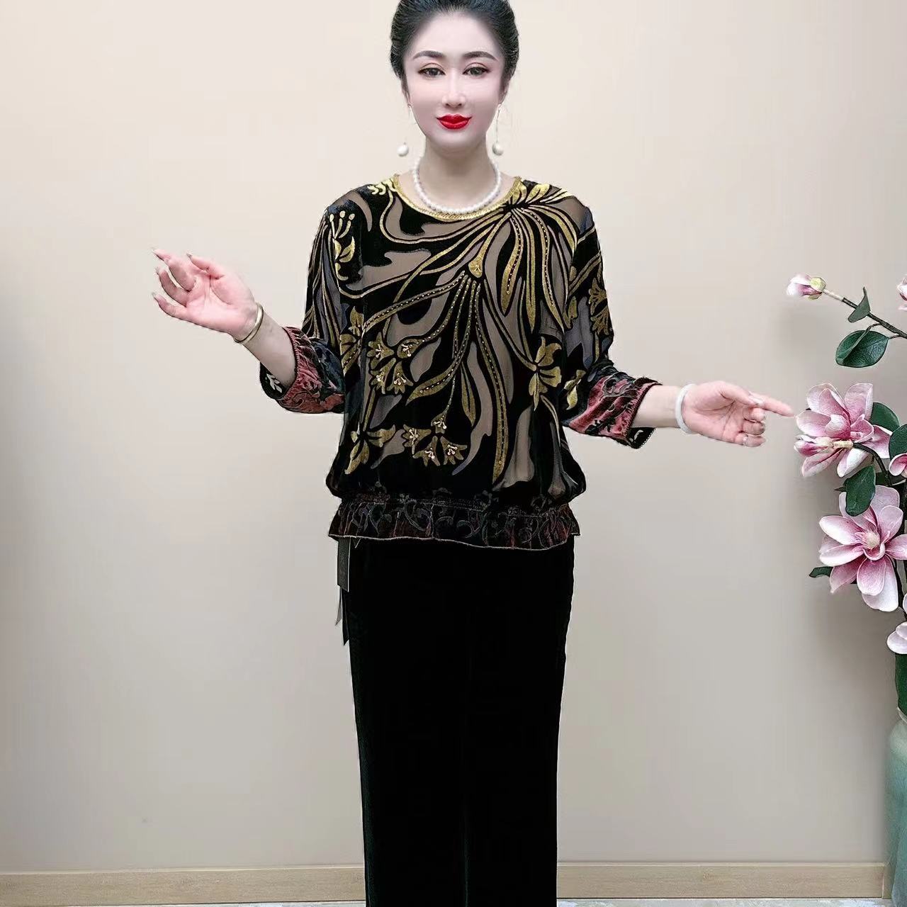 桑蚕丝新款时尚显瘦气质款洋气休闲小衫长袖春季圆领加绒宽松2316