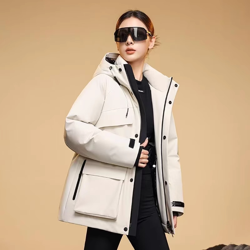 黑金鹅绒服风壳4.0五分羽绒服女2024冬新款短款外套