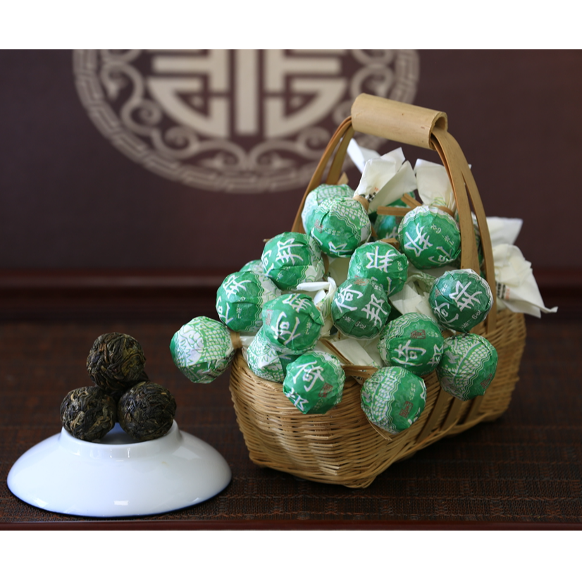 2024年倚邦产区古树纯料普洱生茶（龙珠20颗）