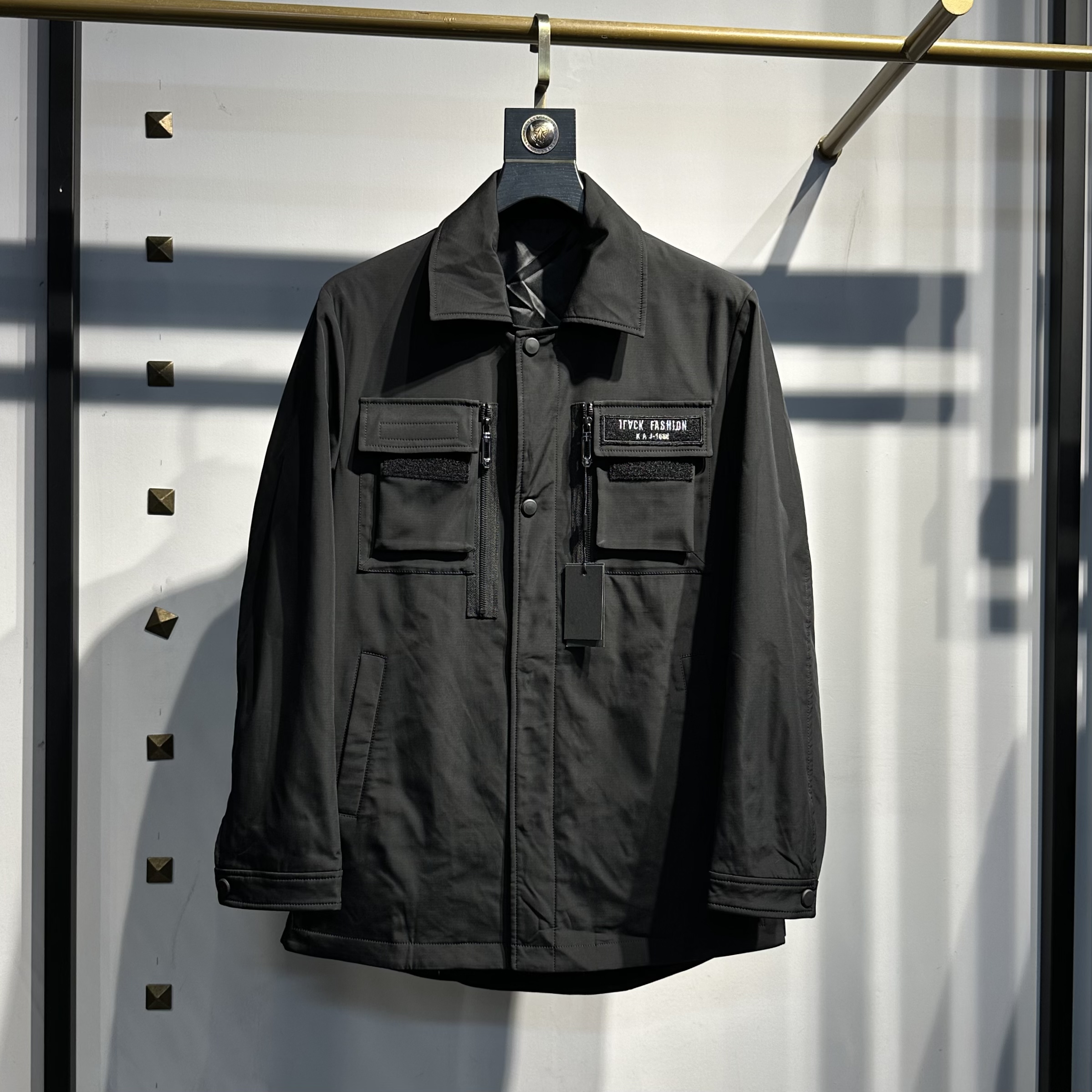 BINX/秋季休闲轻熟风短款大衣夹克（MN19A2378）