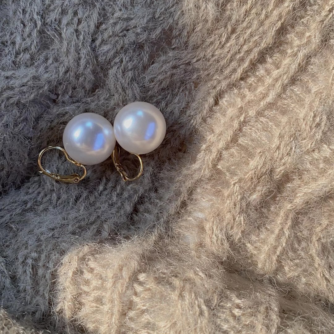 钛钢仿珍珠耳饰 个性时尚简约耳钉