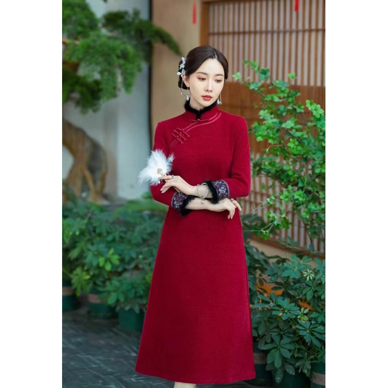 馥芮，秋冬季日常毛领改良旗袍裙，衣长118左右M~4XL，A101904