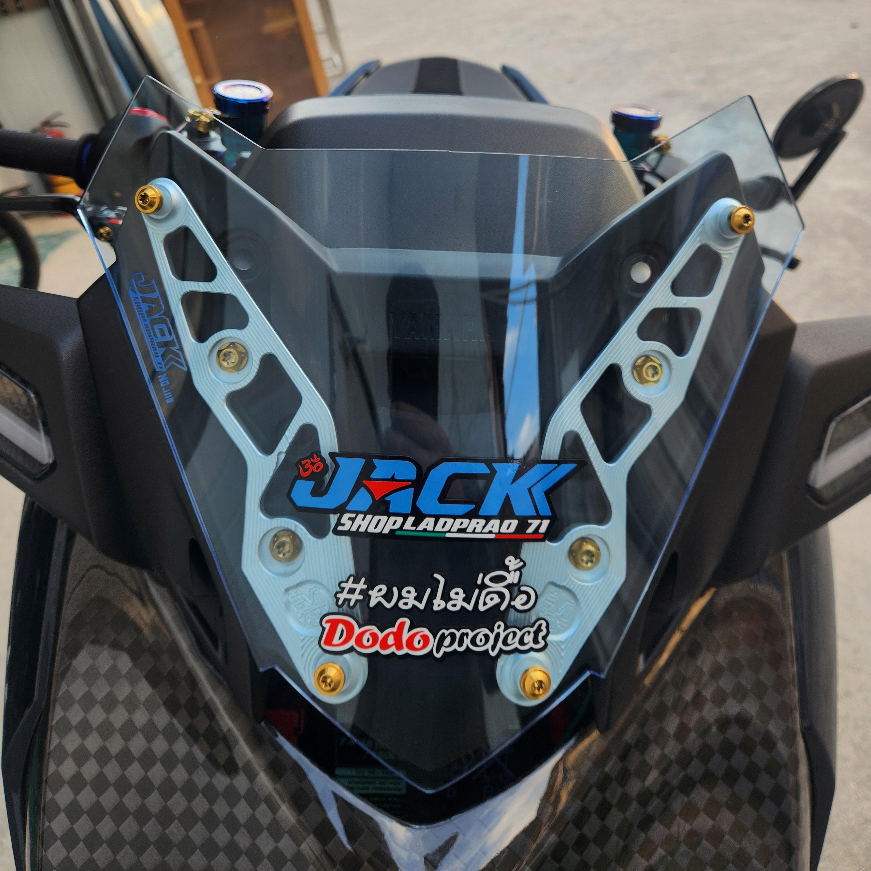 泰国 JACK 23-24款雅马哈XMAX300改装风挡竞技小风挡透明风镜