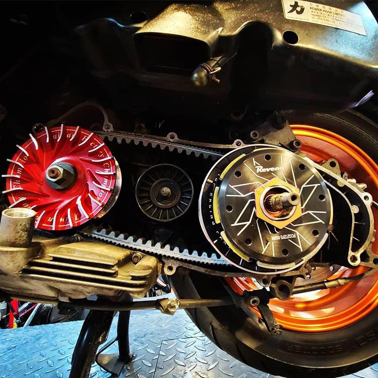 Reveno离合器适用伟士牌VESPA VMAX SRmax GTS300冲刺春天150干离
