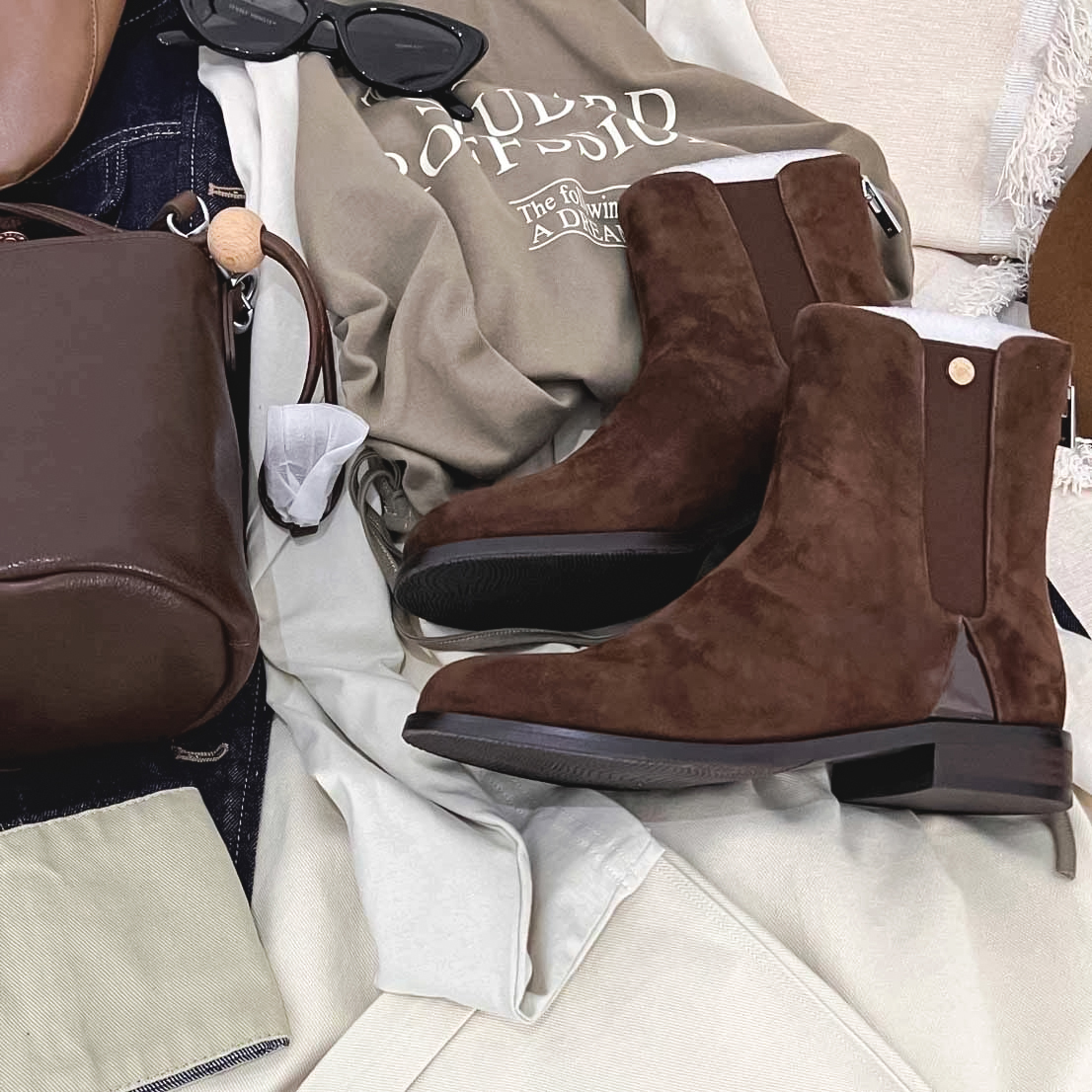 百搭韩版感小短靴女2023新款秋冬瘦瘦靴圆头粗跟切尔西真皮马丁靴