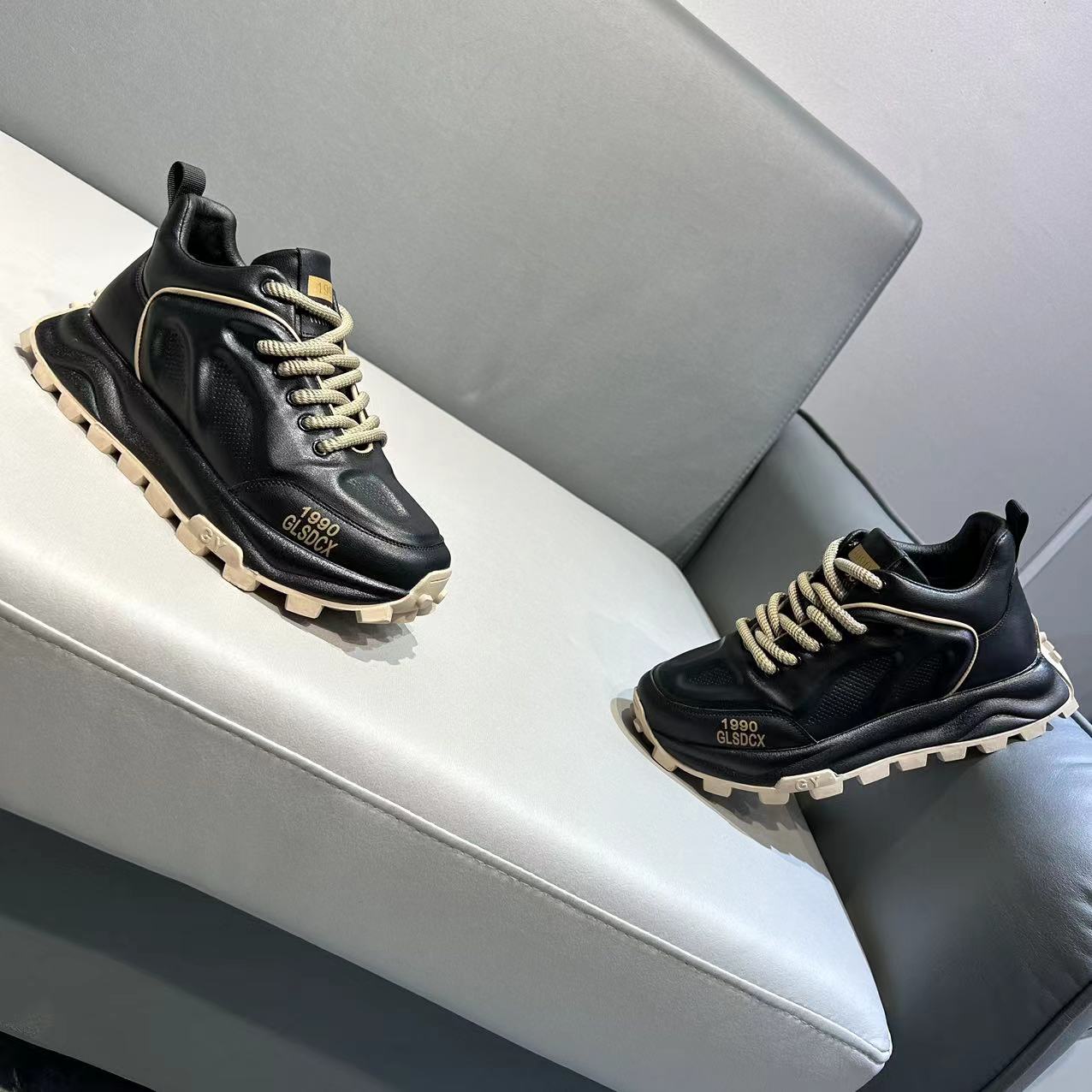 2023秋季新款机车风休闲百搭时尚厚底拼色男款青年阿甘鞋·2018·