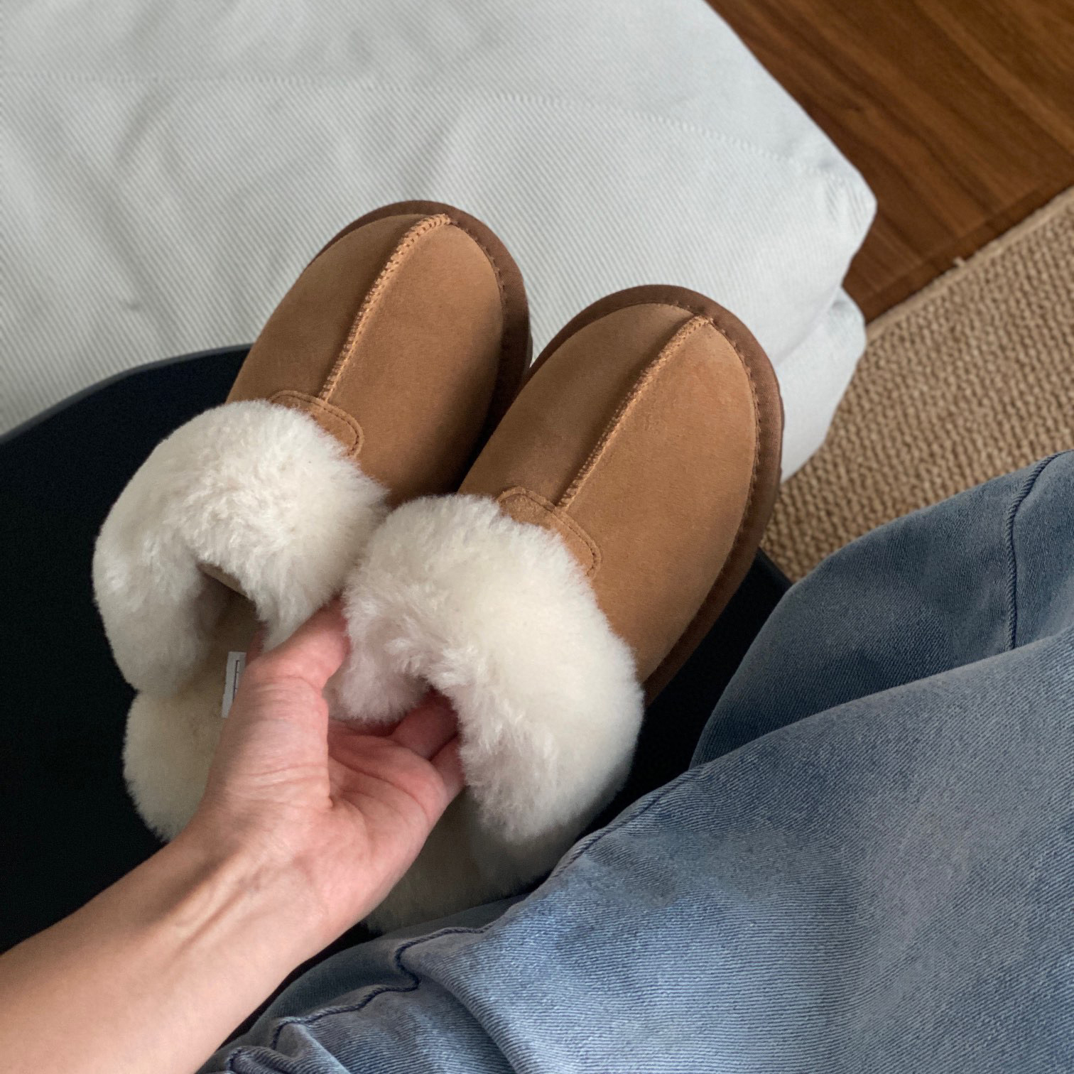 秋冬2025保暖千颂伊同款女雪地靴居家保暖真牛皮外穿百搭款毛毛拖