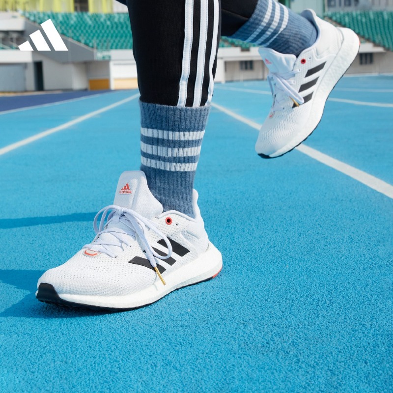 阿迪达斯官方 男款运动休闲舒适人生跑鞋 PUREBOOST 21 GY5099