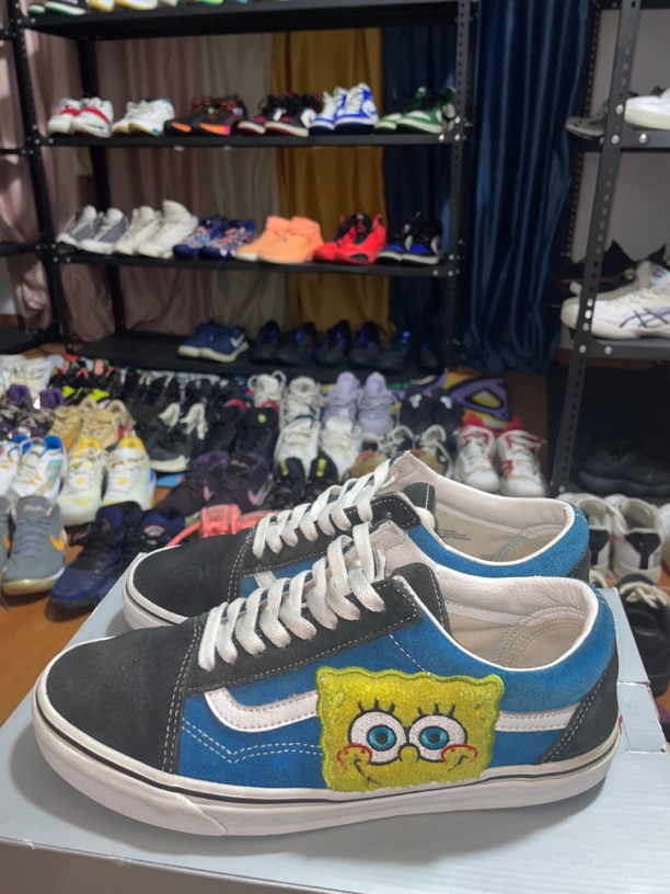 42.5码vans黑色板鞋海绵宝宝