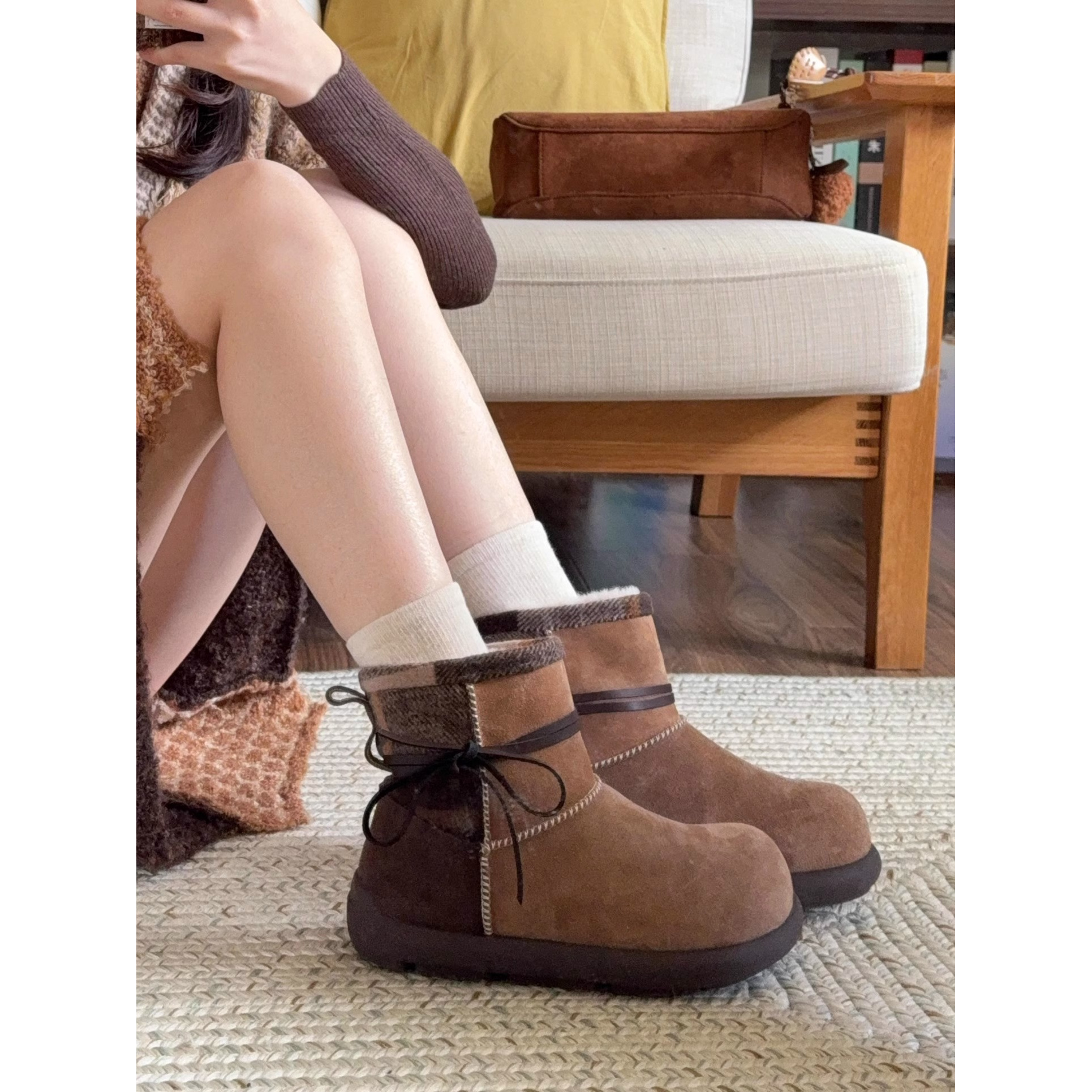 秋冬新品雪地靴加绒加厚保暖舒适内增高丑萌棉鞋毛毛短筒靴