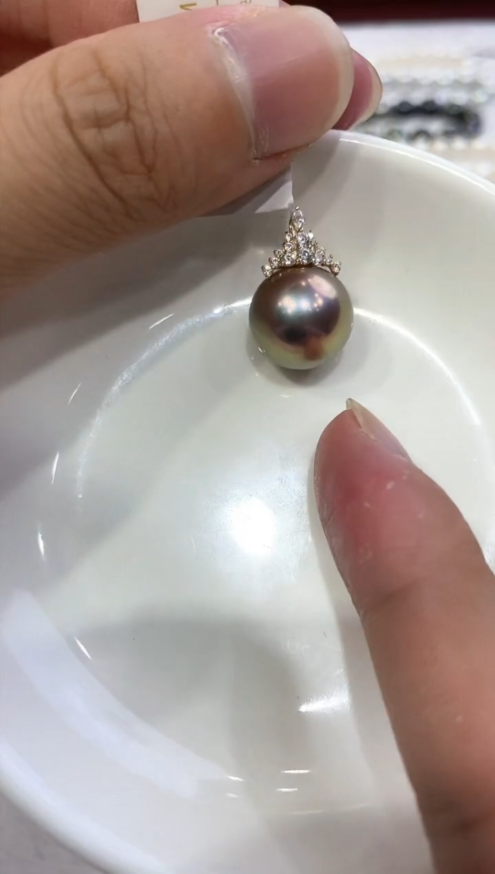 【闪购商品】淡水珍珠颈饰18K金镶嵌T69
