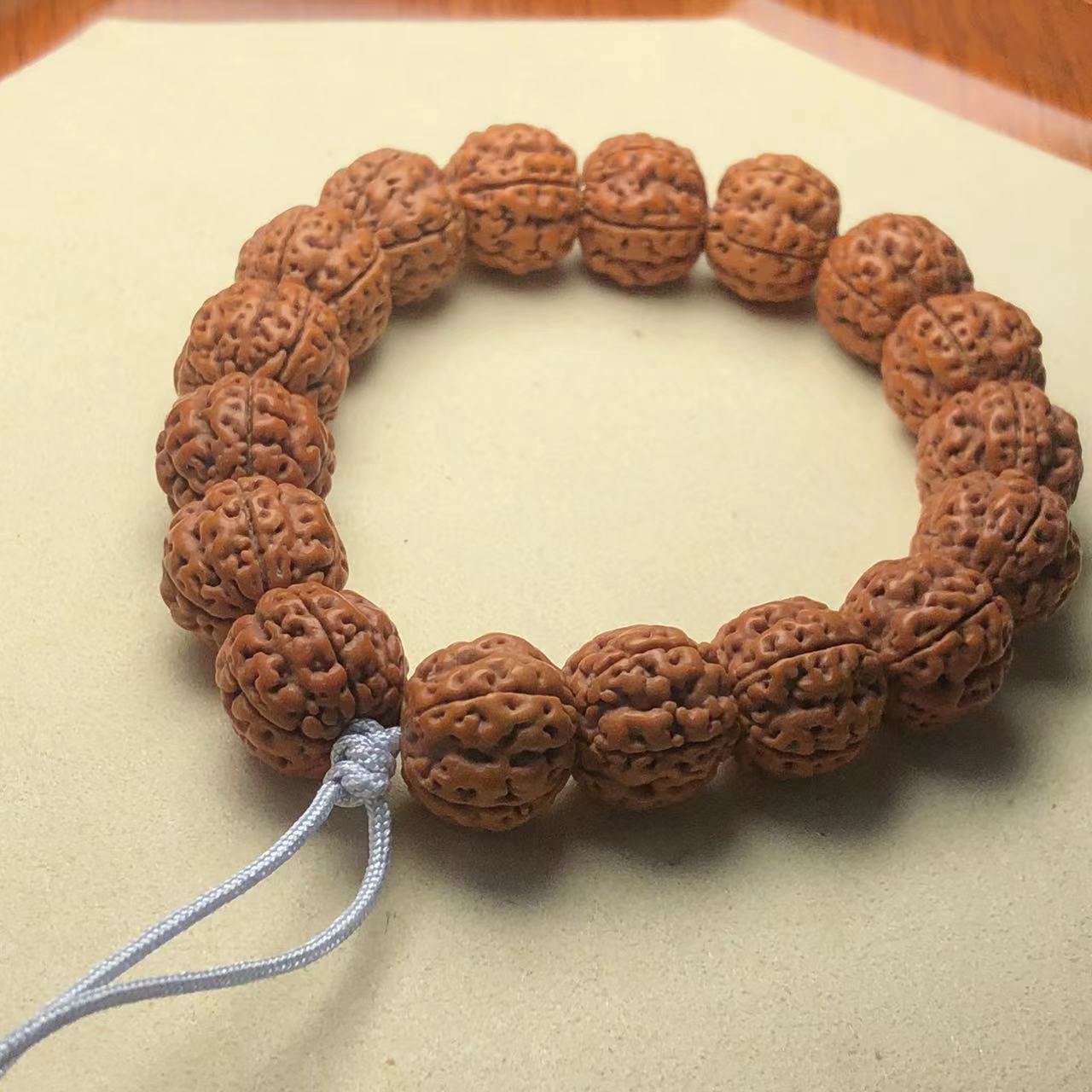 14左右跳跳龙小金刚手串