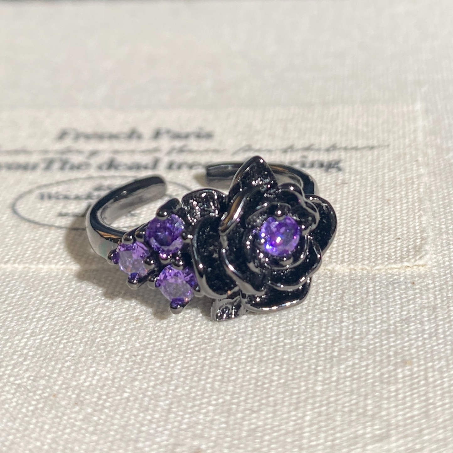 铜合金锆石戒指 复古时尚潮酷暗黑玫瑰花开口戒指嘻哈个性戒指