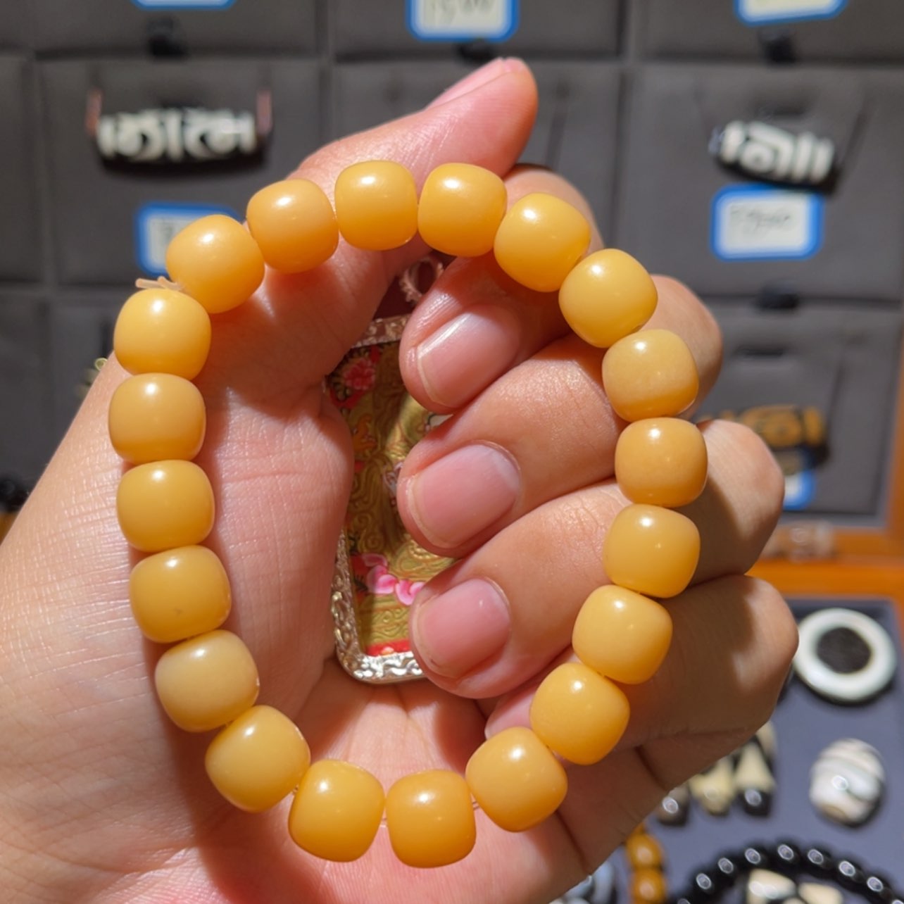 【闪购商品】白玉菩提手串一****）