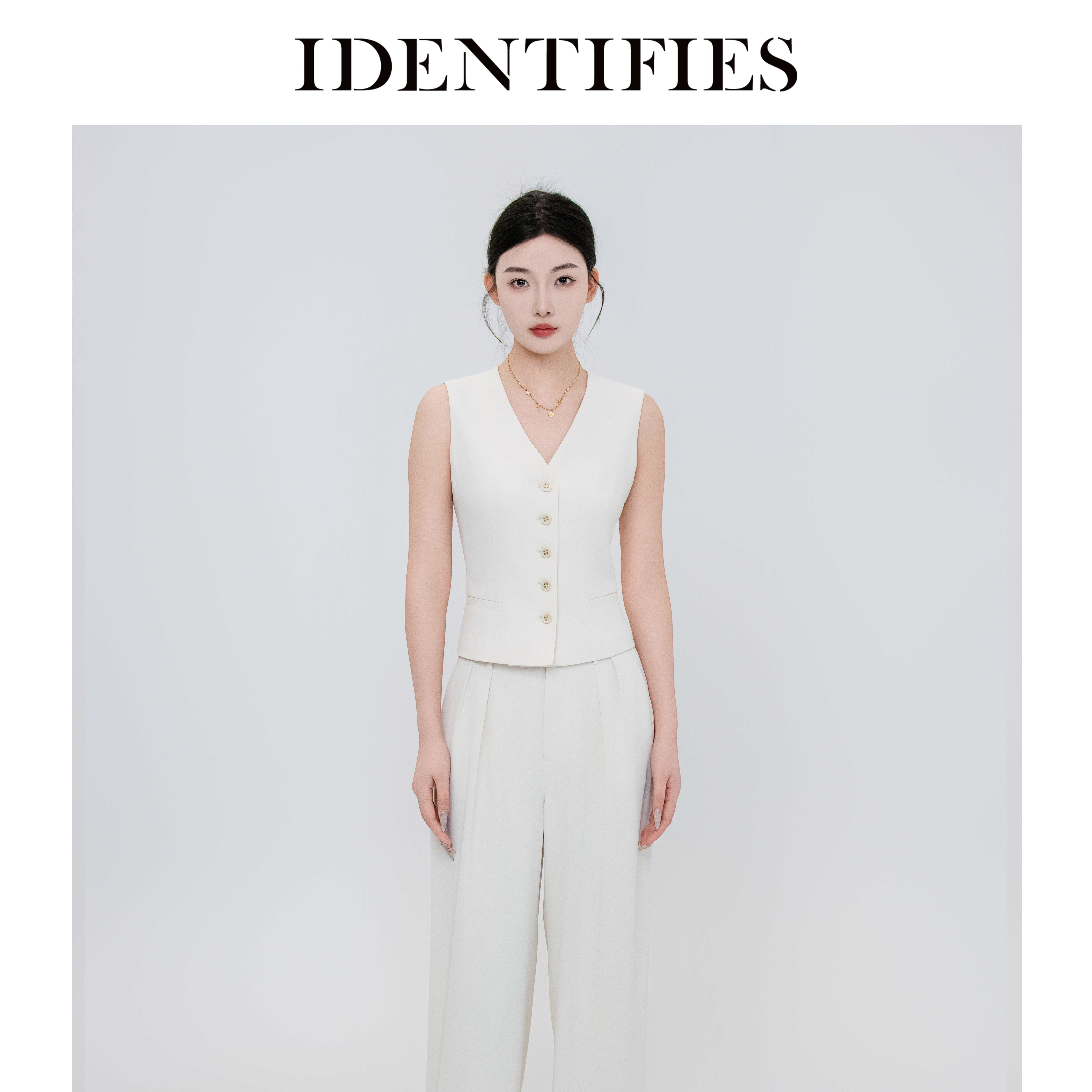 IDENTIFIES/易缔媤[马甲]女装气质白色针织时尚无袖上衣D40076
