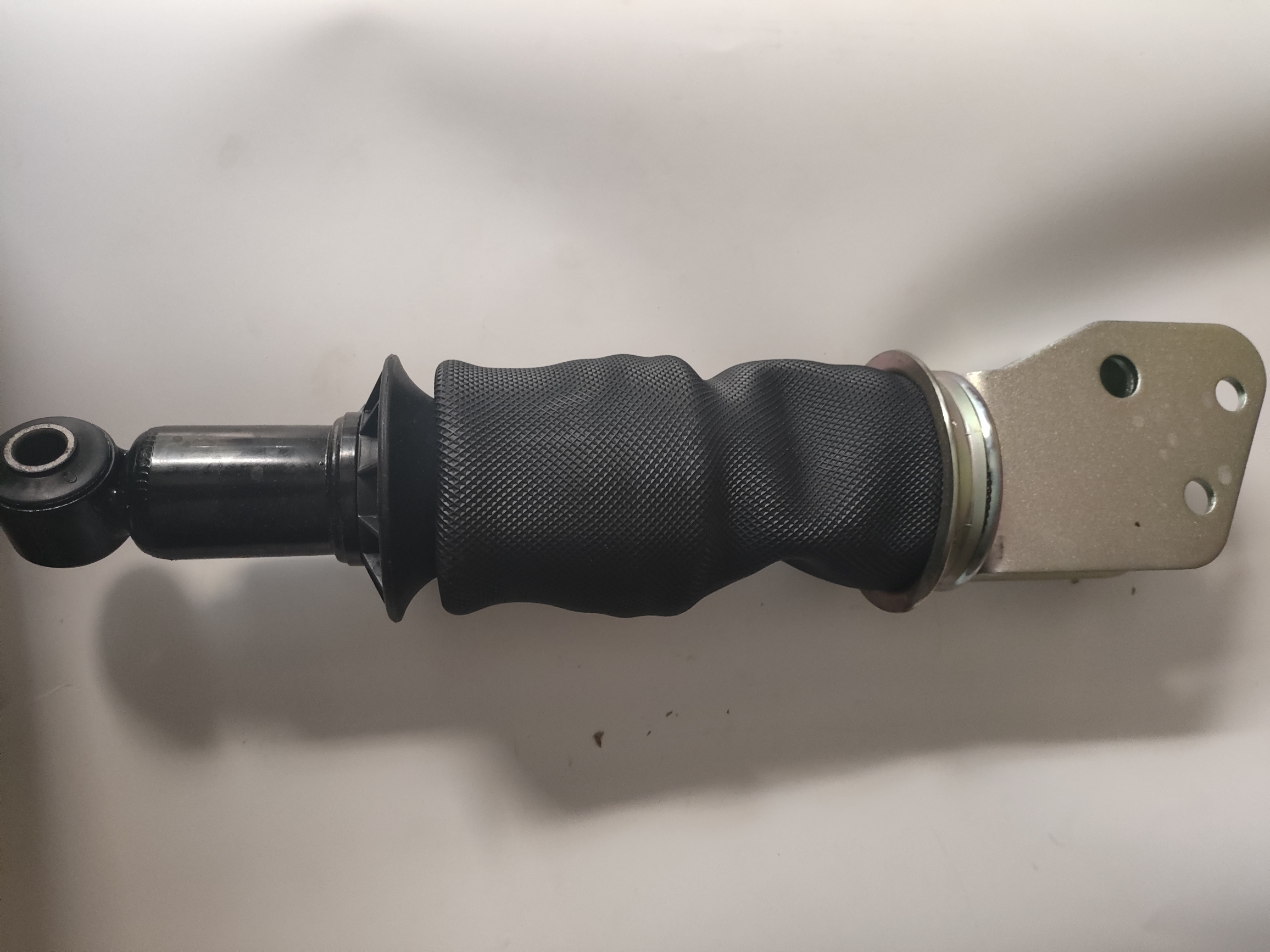 美晨配套欧曼GTLEST前后气囊减振器