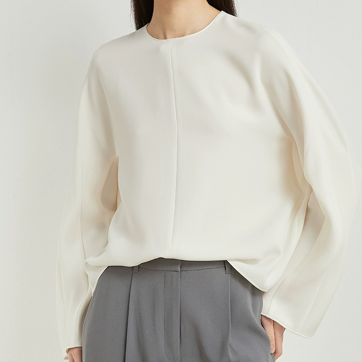 三醋酸绉纱简洁垂坠质感宽松圆领长袖上衣