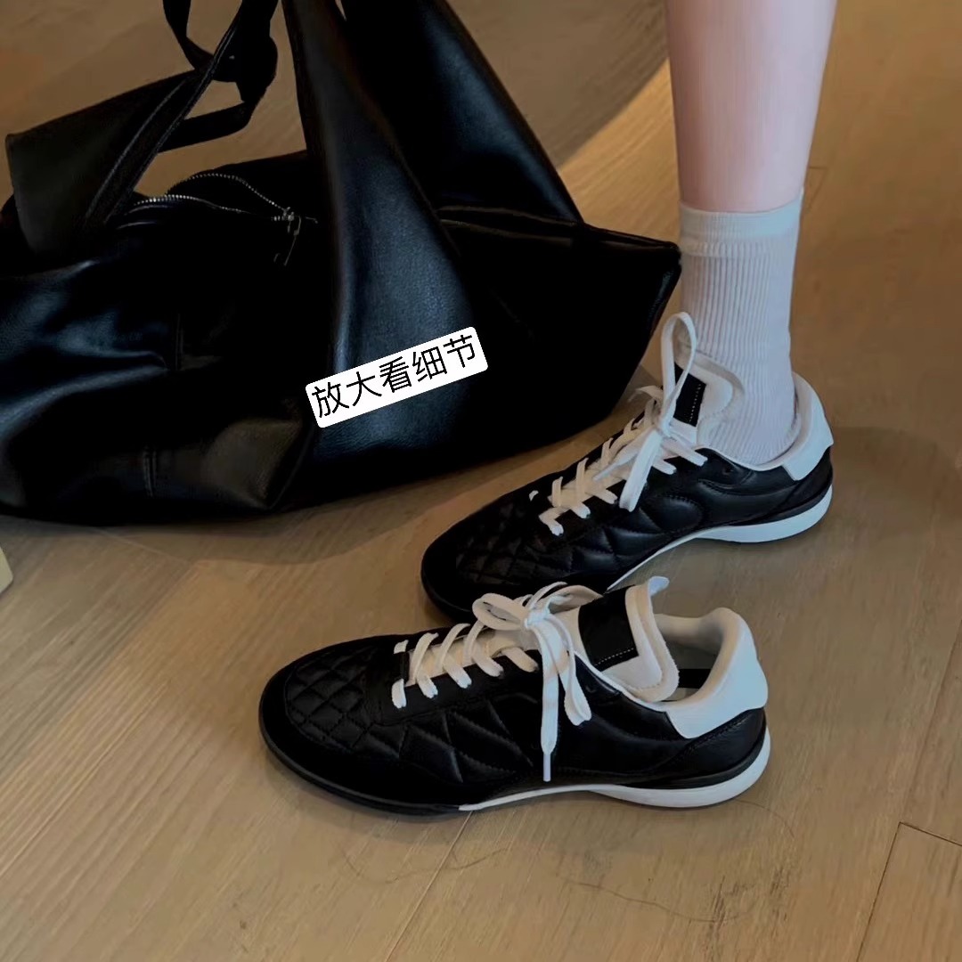 百丽纯爱瑞系带休闲运动鞋2023年春秋季新款厚底跑步鞋德训鞋女小