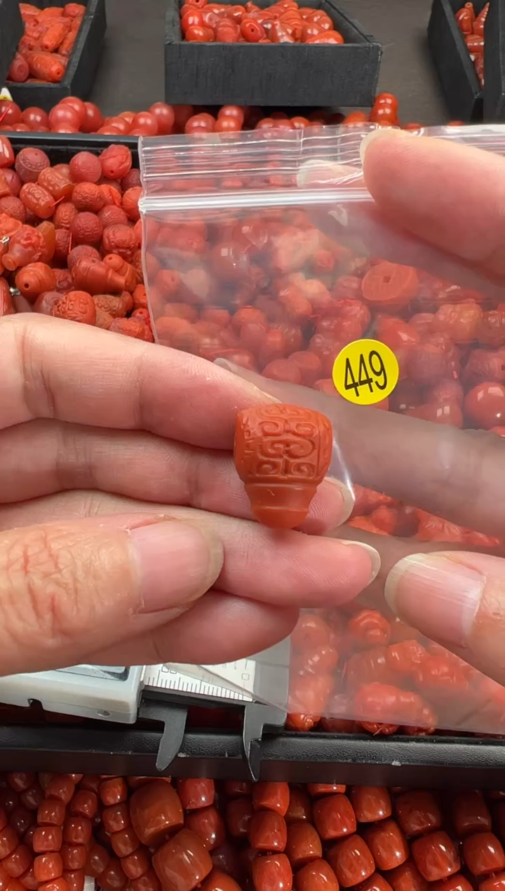 【闪购商品】南红玛瑙颈饰未镶嵌1