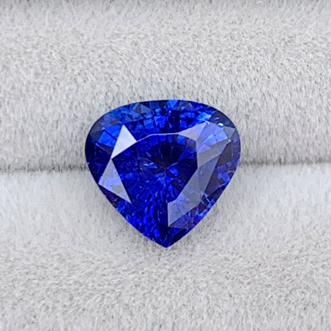 天然斯里兰卡蓝宝石 1.42ct 浓郁色标皇家蓝干净通透艳丽