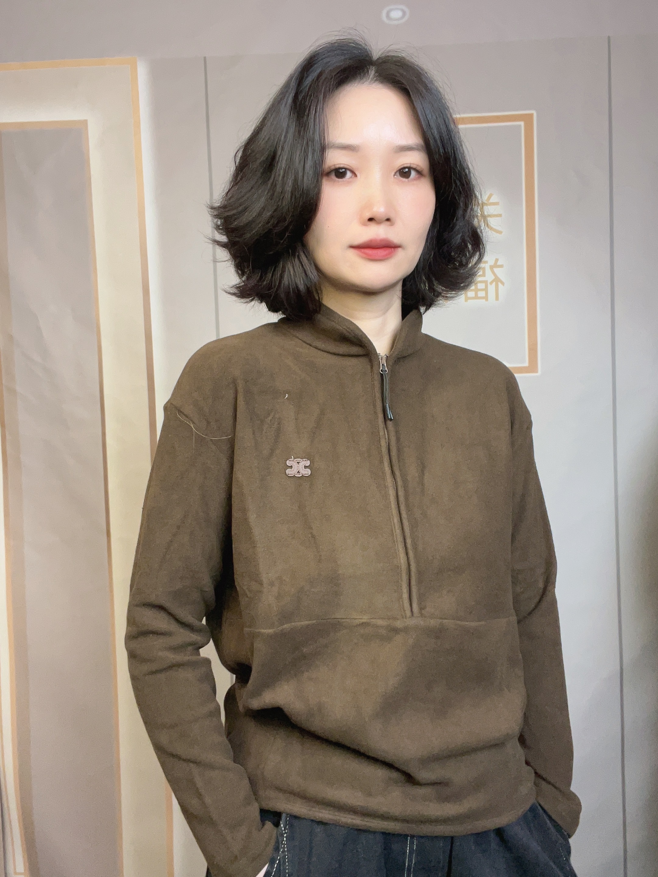 精细双面德绒立领款时尚减龄打底衫