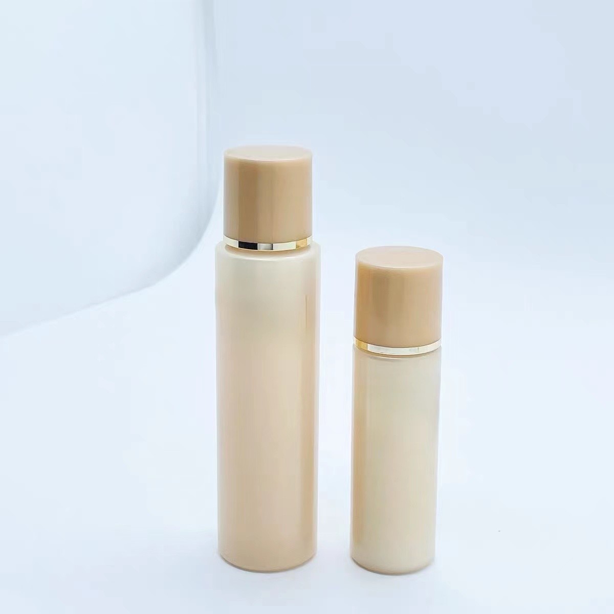 070澎湃薇薇水乳