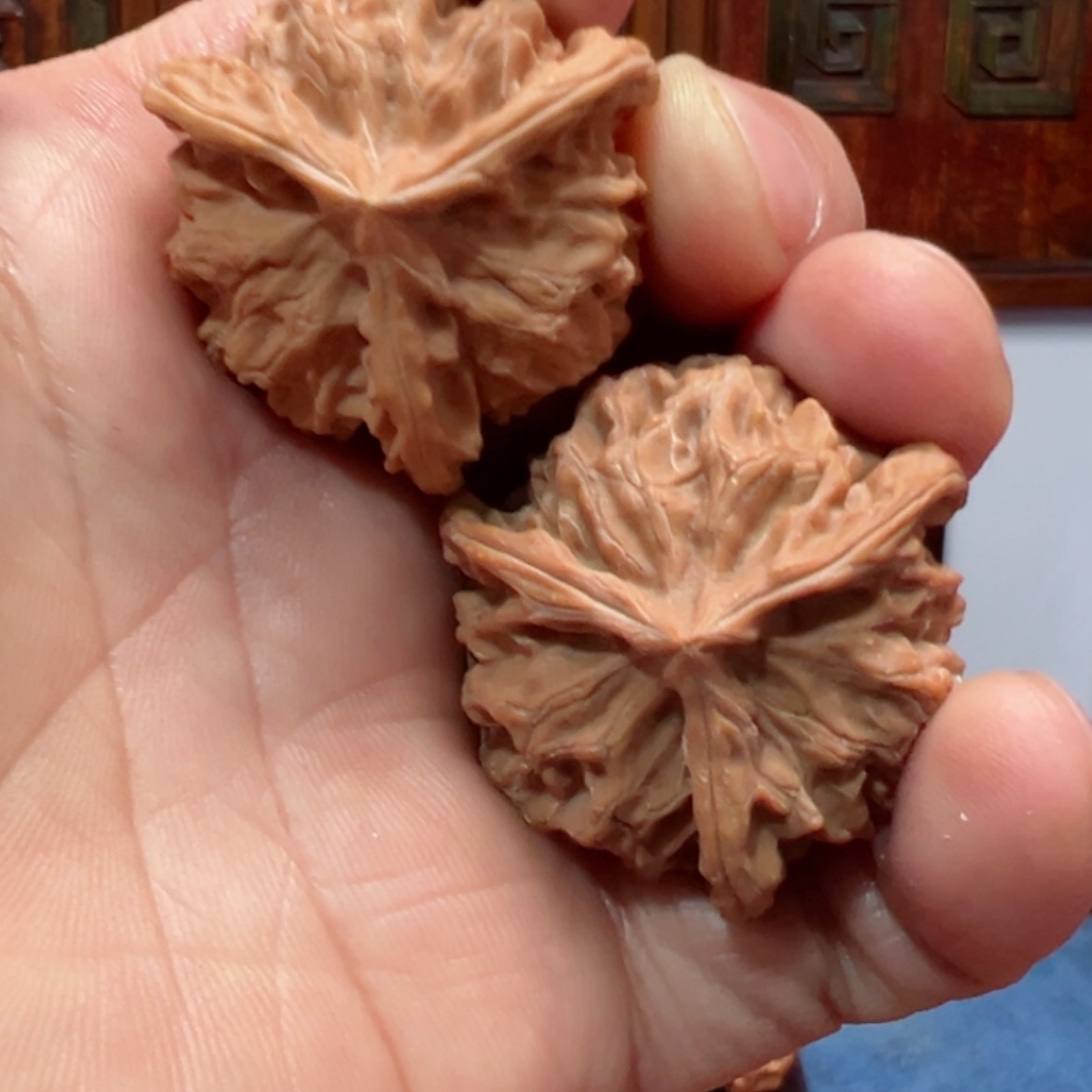 【闪购商品】文玩核桃把件用****3盘山三棱37