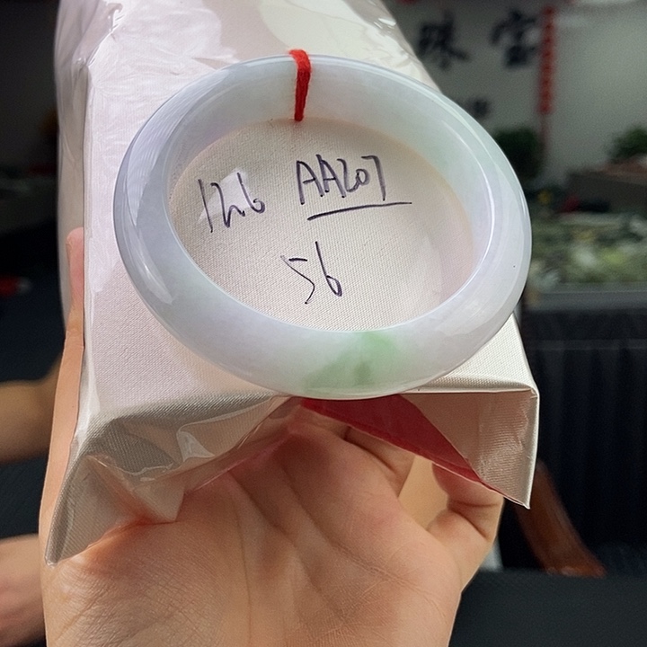 翡翠手镯未镶嵌拍一发一