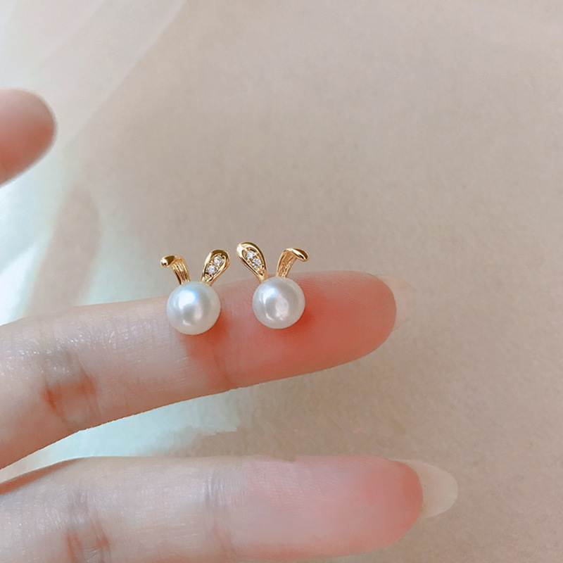 184优雅女人淡水珍珠兔子耳环耳钉