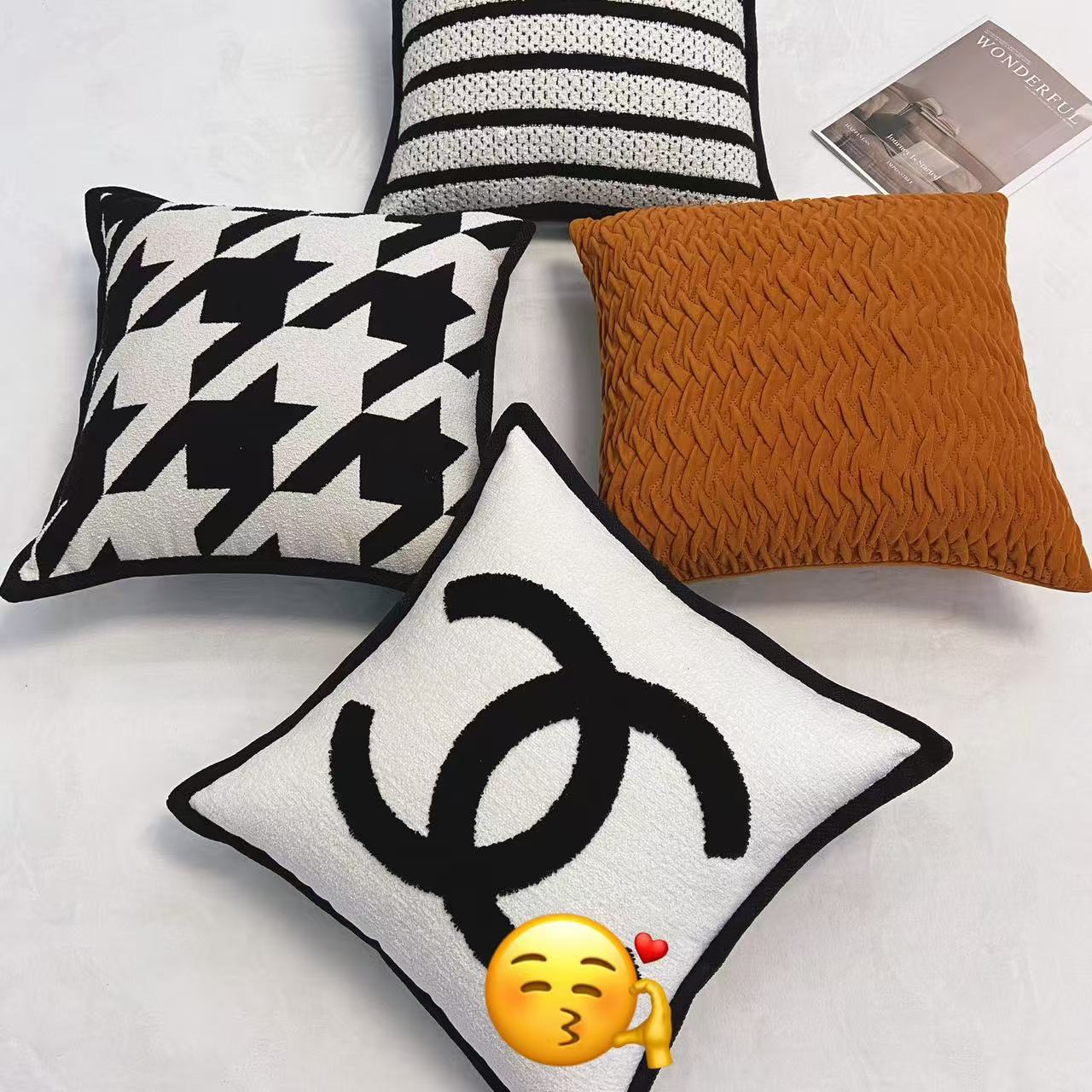 【大千鸟格】午睡抱枕客厅沙发午睡抱枕靠垫高端方形午睡抱枕床品