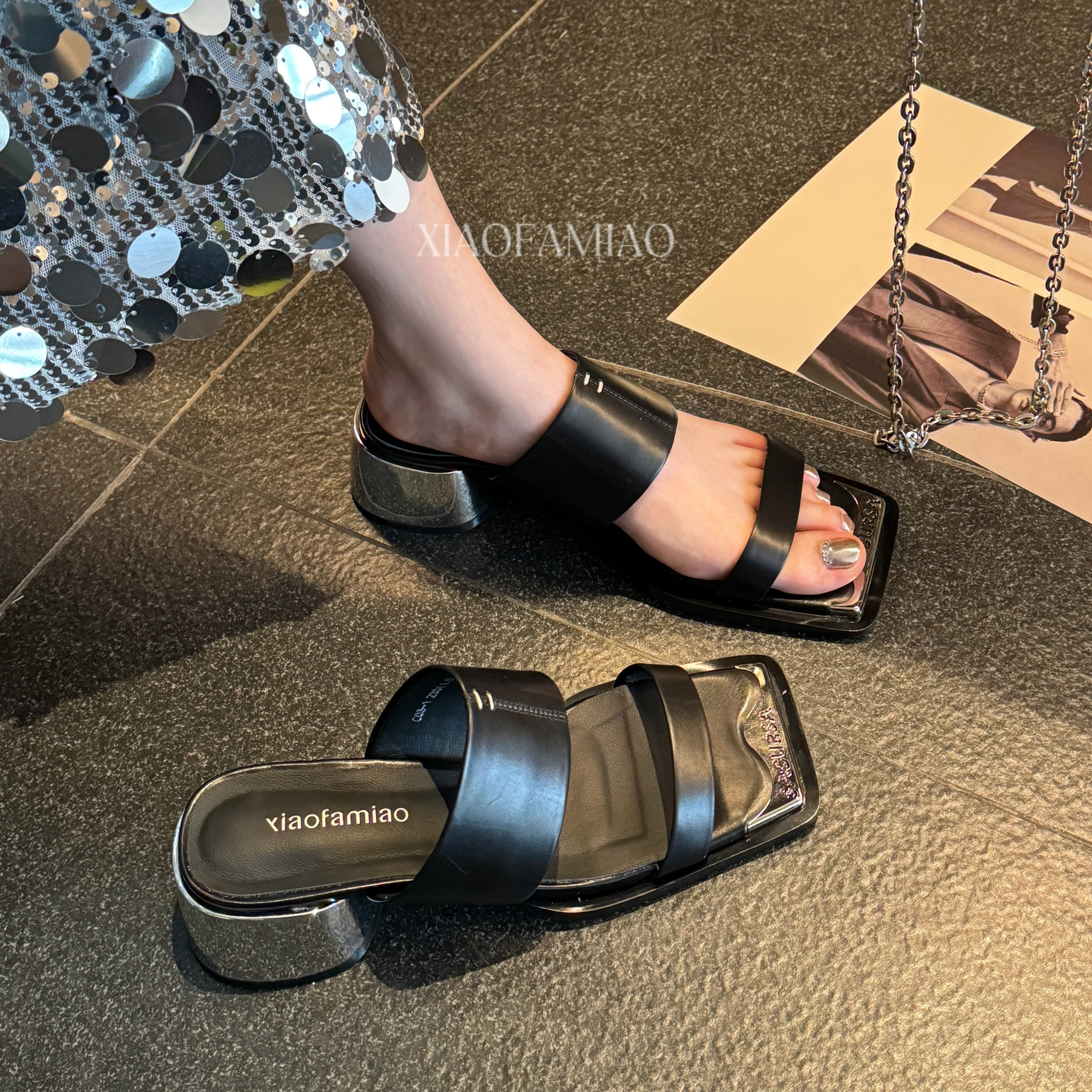 小发喵金属方头粗跟轻奢百搭ins外穿露趾高跟鞋