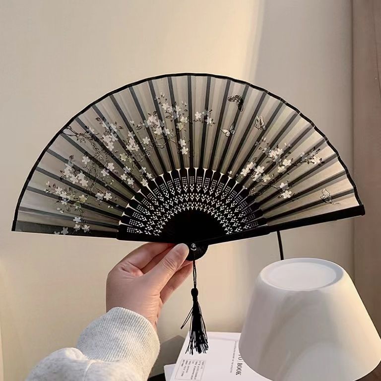 国风扇子马面裙古风扇子折扇中国风汉服古典舞蹈折叠随身携带中式