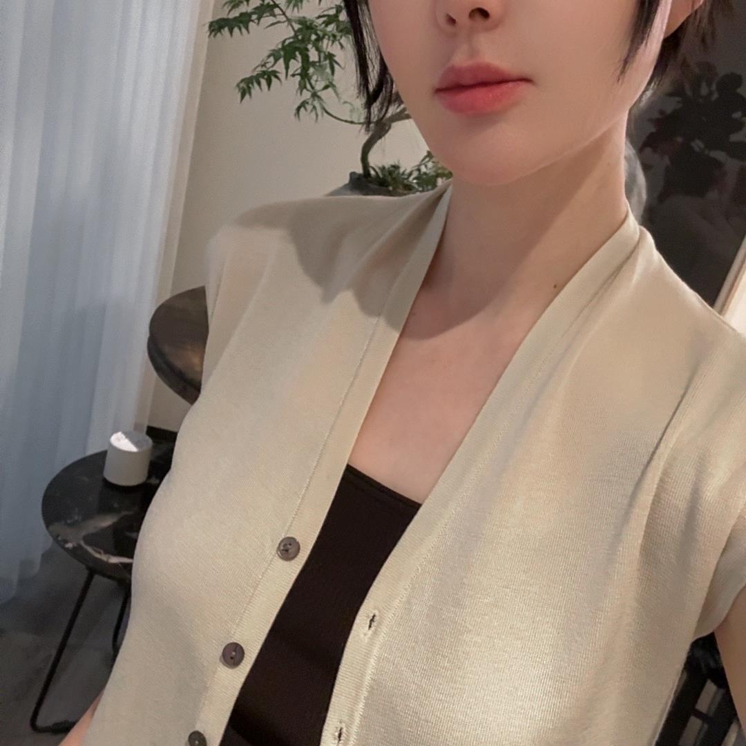 KOKO WANG夏季100%莱赛尔V领显瘦简约高级针织上衣194004E14Z02