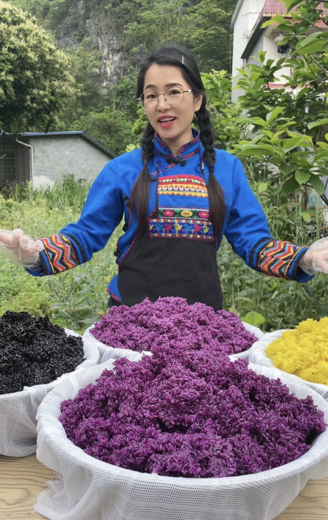 广西都安瑶乡糯米饭 彩色糯米饭 广西特产 特色美食